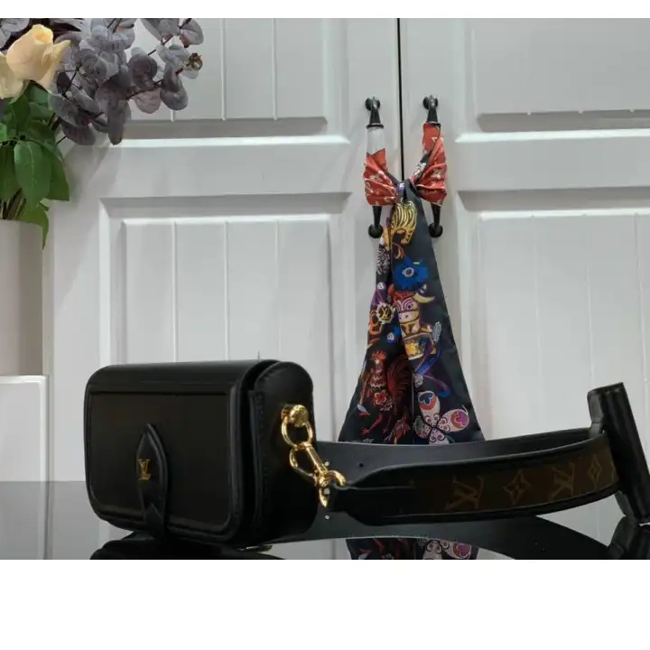 Fashionreps Bags 2101SH0039 LV 0606